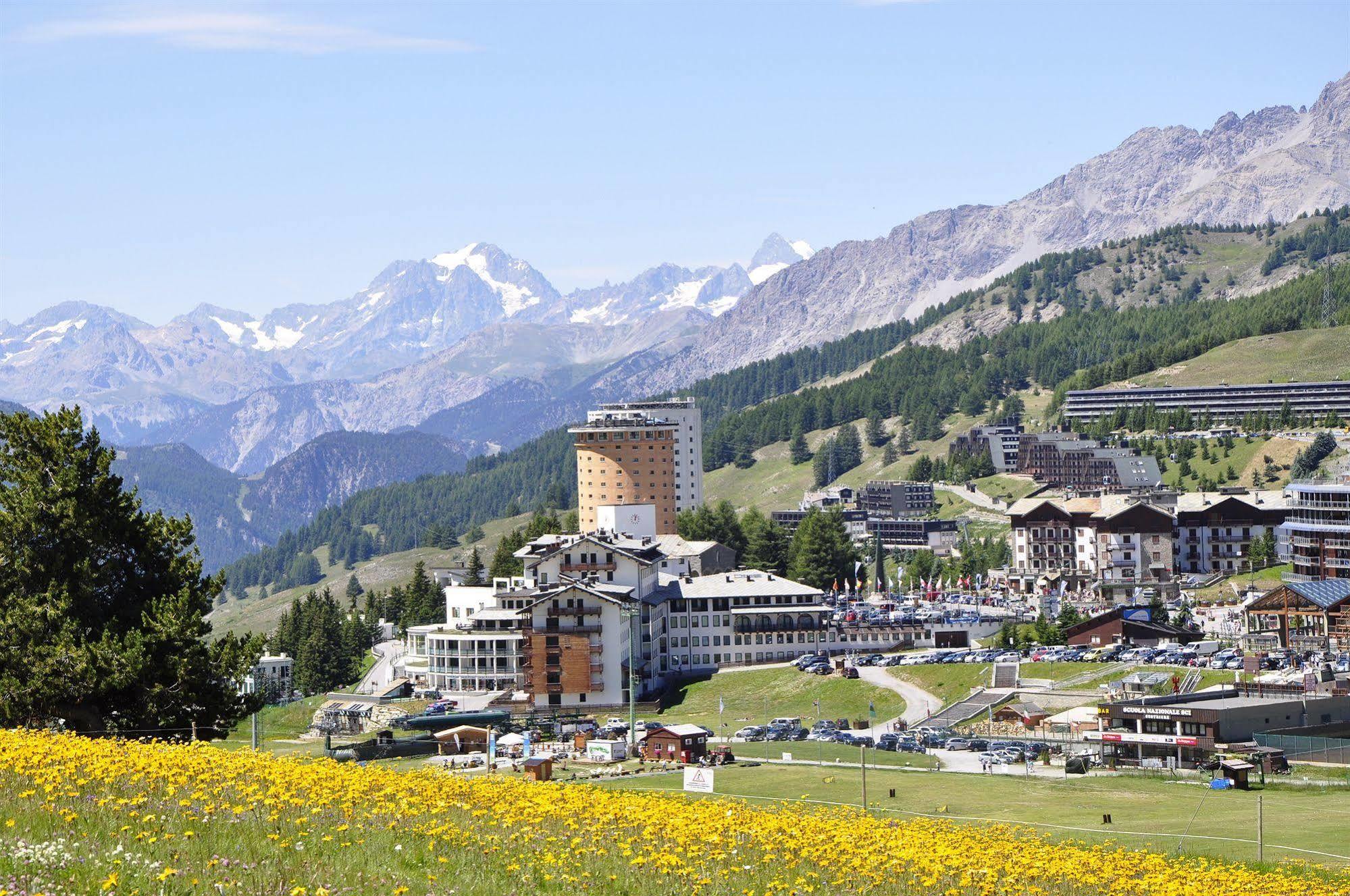 Olimpic Village Th Sestriere Apartments Eksteriør billede